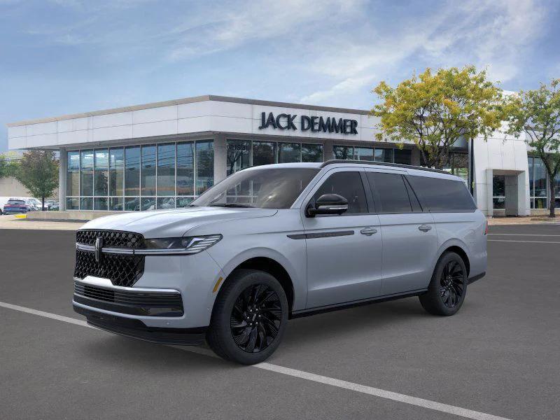 new 2025 Lincoln Navigator car, priced at $100,467