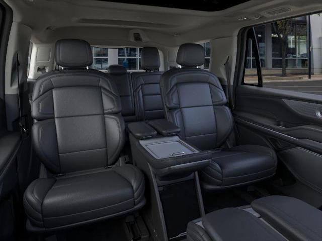 new 2025 Lincoln Navigator car, priced at $95,942
