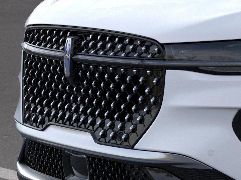 new 2025 Lincoln Nautilus car, priced at $47,359