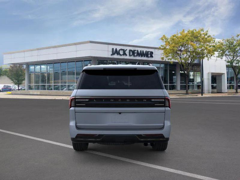 new 2025 Lincoln Navigator car, priced at $96,933