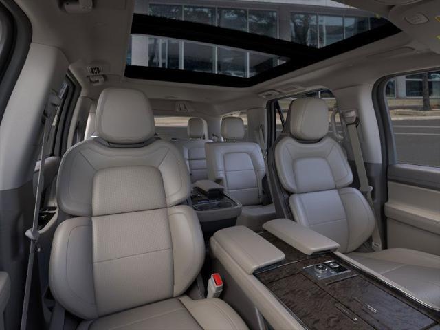 new 2024 Lincoln Navigator car, priced at $92,590
