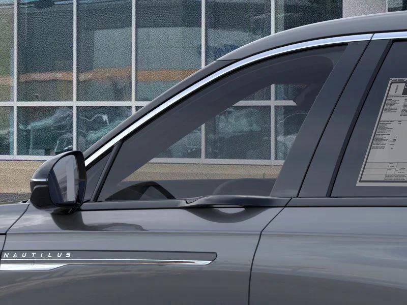 new 2025 Lincoln Nautilus car, priced at $51,328