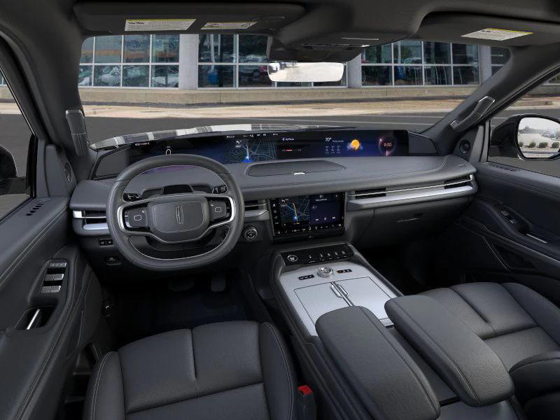 new 2025 Lincoln Navigator car, priced at $99,425