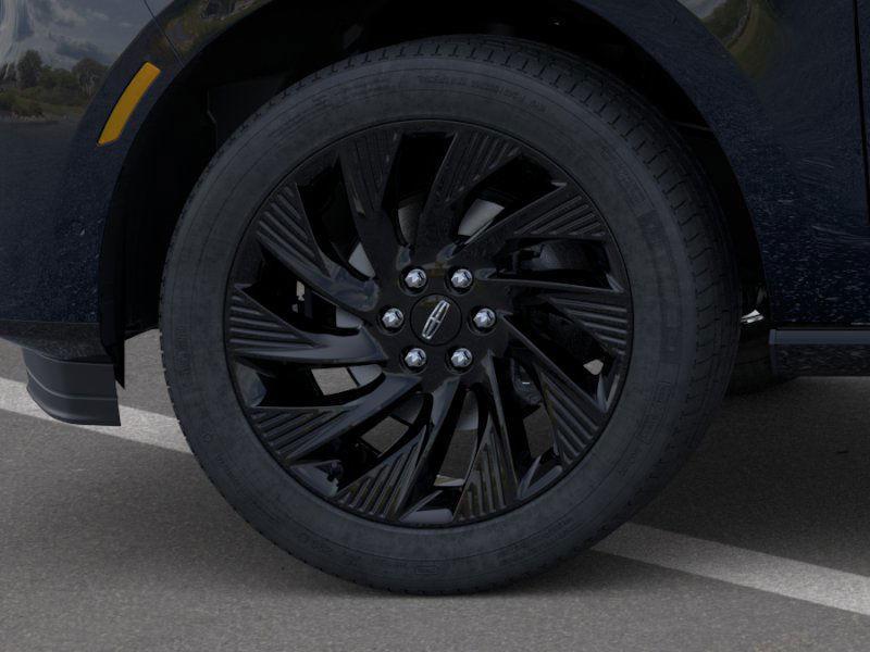 new 2025 Lincoln Navigator car, priced at $99,425
