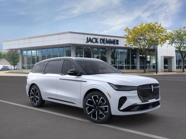 new 2025 Lincoln Nautilus car, priced at $60,433