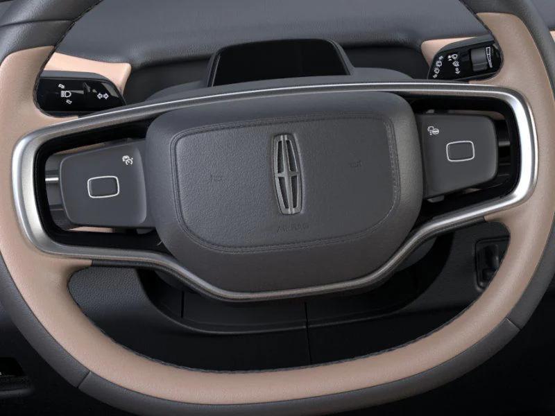 new 2025 Lincoln Navigator car, priced at $111,809