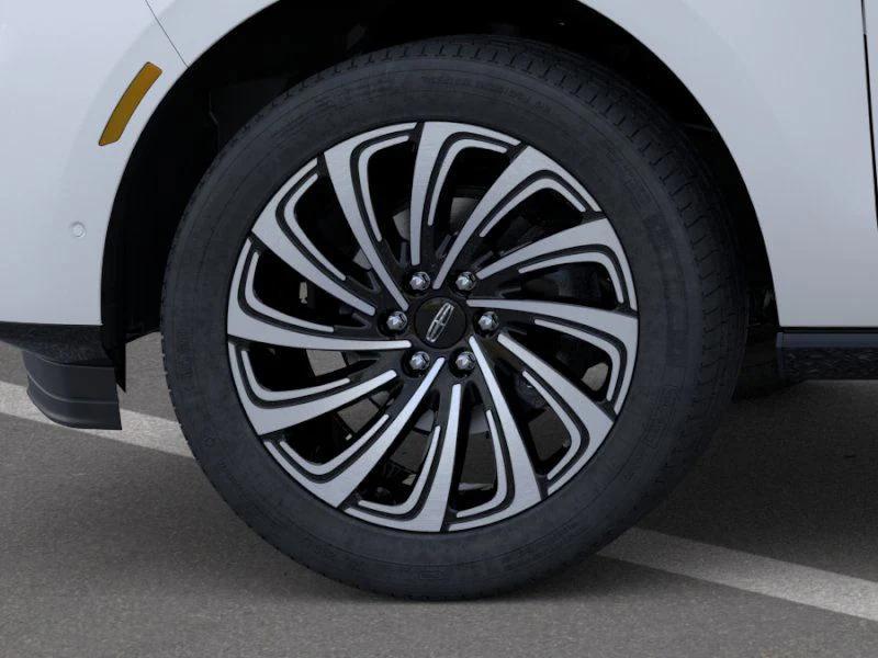 new 2025 Lincoln Navigator car, priced at $111,809