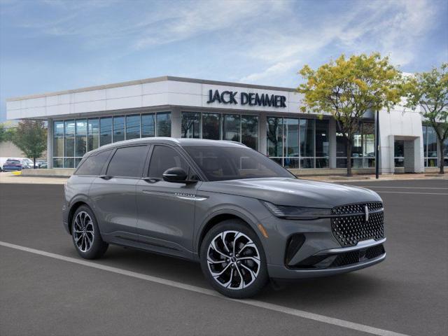new 2025 Lincoln Nautilus car, priced at $58,204