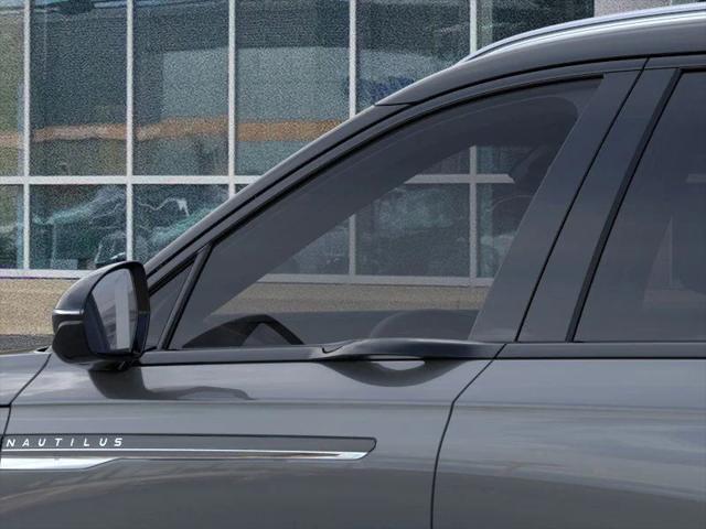 new 2025 Lincoln Nautilus car, priced at $58,204