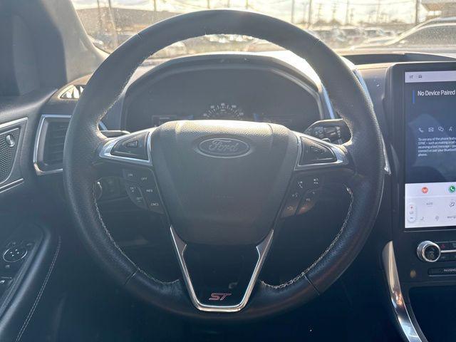 used 2023 Ford Edge car, priced at $29,999