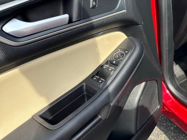 used 2024 Ford Edge car, priced at $33,003