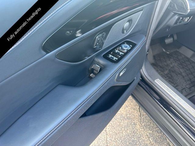 used 2024 Lincoln Nautilus car, priced at $52,786