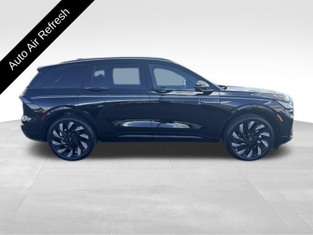 used 2024 Lincoln Nautilus car, priced at $52,786