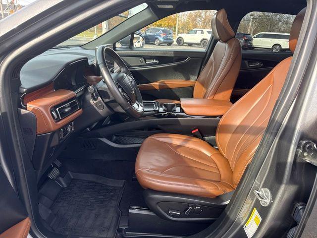 used 2023 Lincoln Nautilus car, priced at $37,920