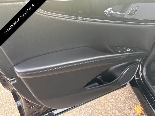 used 2022 Lincoln Nautilus car, priced at $32,999