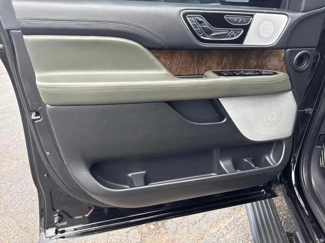 used 2022 Lincoln Navigator car, priced at $67,161