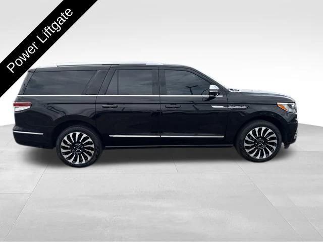 used 2022 Lincoln Navigator car, priced at $67,161