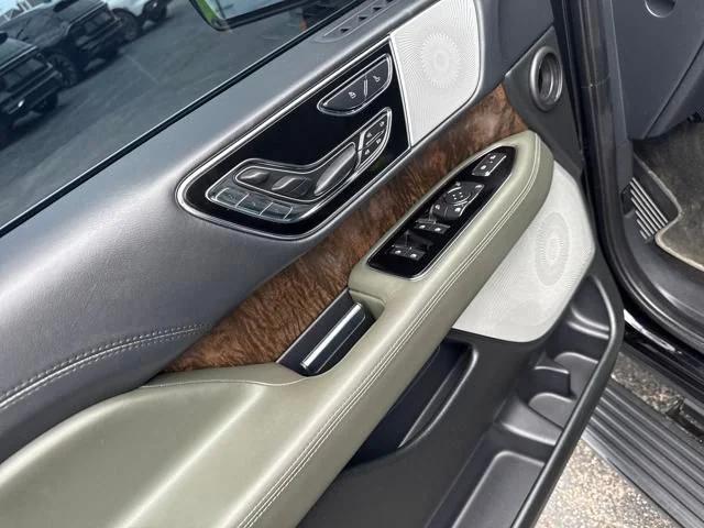 used 2022 Lincoln Navigator car, priced at $67,161