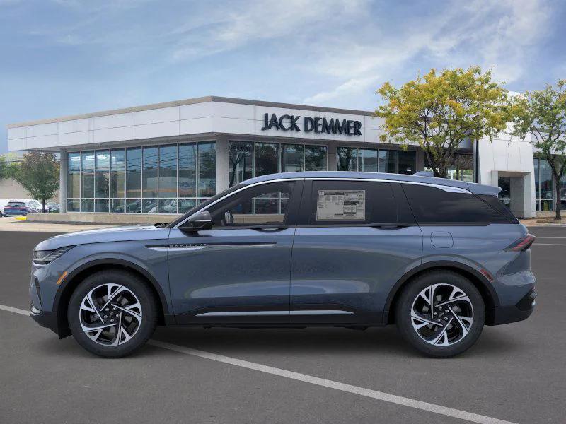 new 2025 Lincoln Nautilus car, priced at $51,429