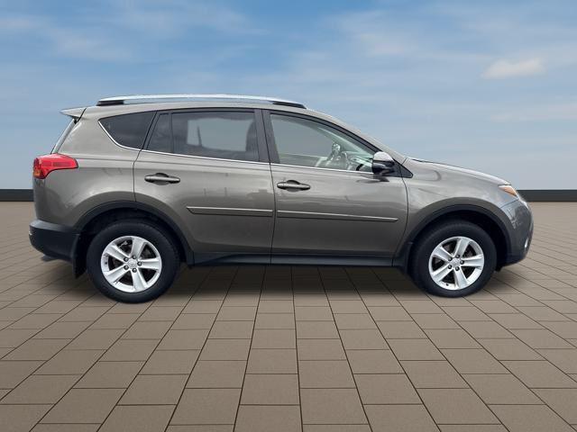 used 2014 Toyota RAV4 car, priced at $11,489