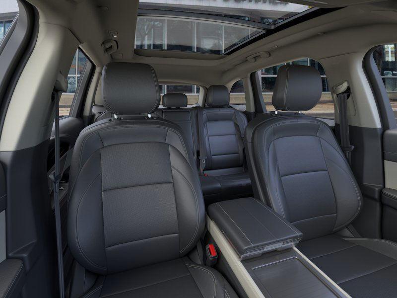 new 2025 Lincoln Nautilus car, priced at $50,498