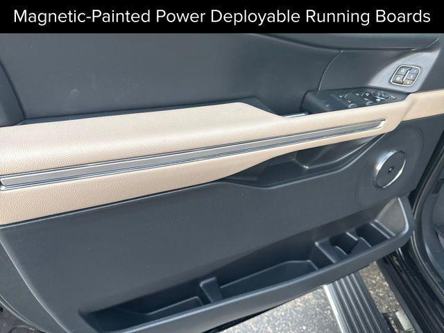 used 2023 Ford Expedition car, priced at $50,499