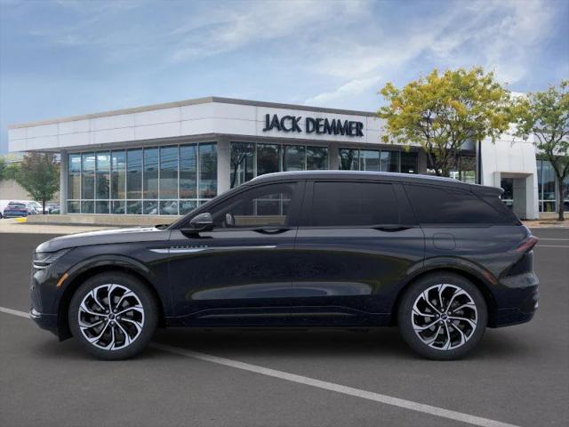 used 2025 Lincoln Nautilus car, priced at $57,574
