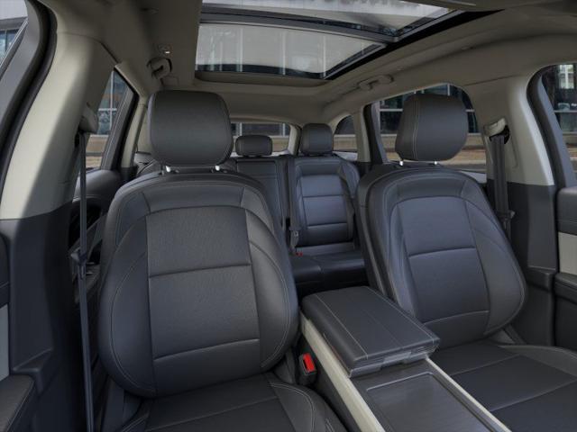 new 2025 Lincoln Nautilus car, priced at $55,545