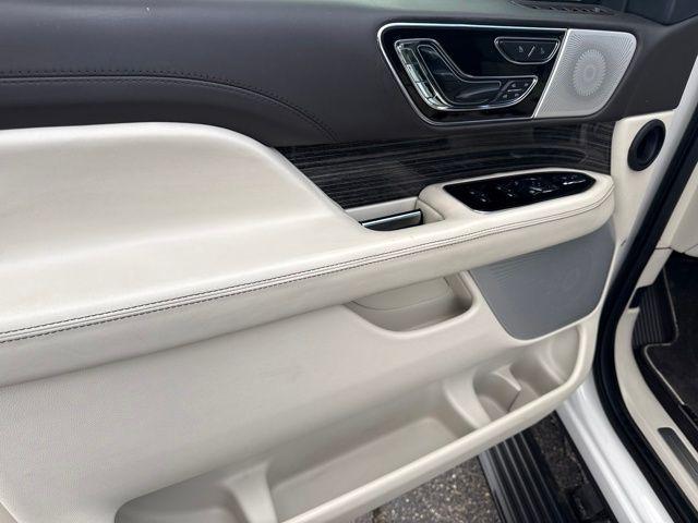 used 2022 Lincoln Navigator car, priced at $62,116