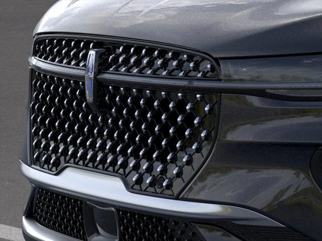 used 2025 Lincoln Nautilus car, priced at $52,479
