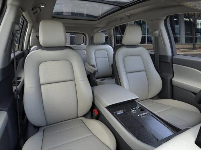 new 2025 Lincoln Aviator car, priced at $60,054