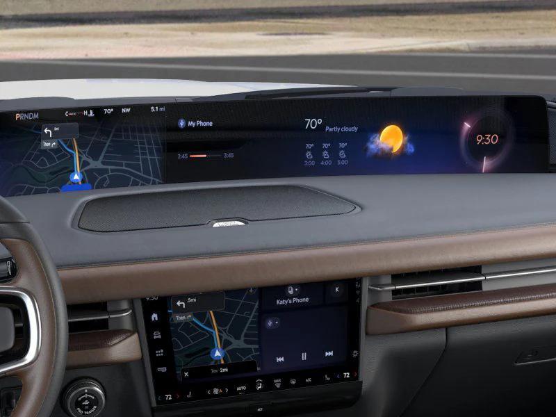 new 2025 Lincoln Navigator car, priced at $93,393