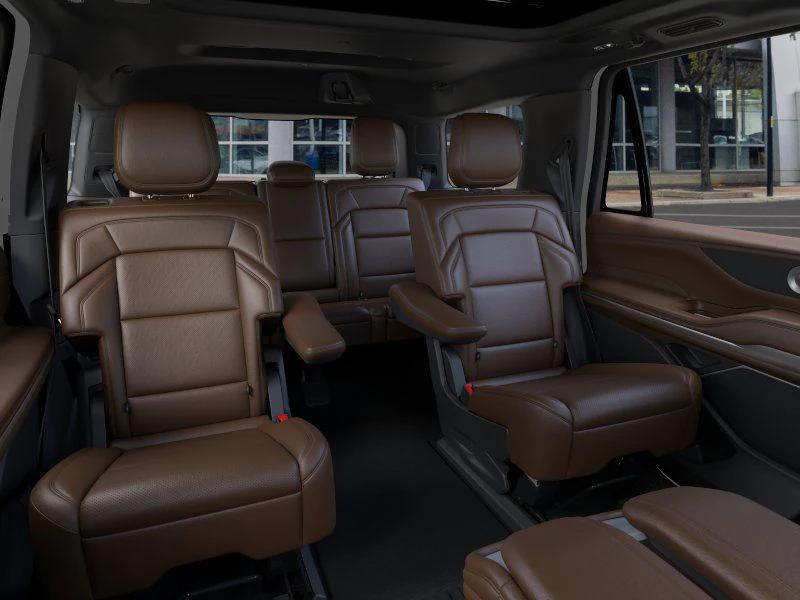 new 2025 Lincoln Navigator car, priced at $93,393