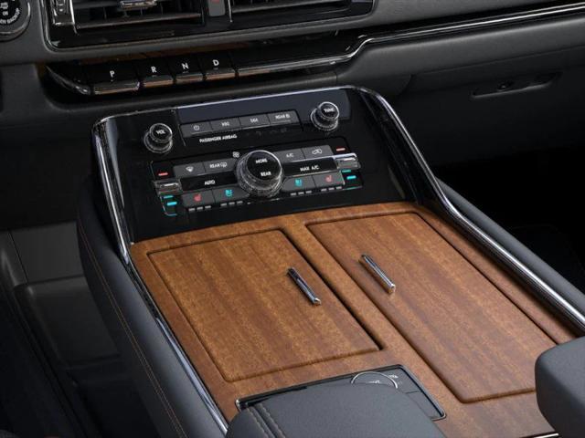 new 2024 Lincoln Navigator car, priced at $98,649