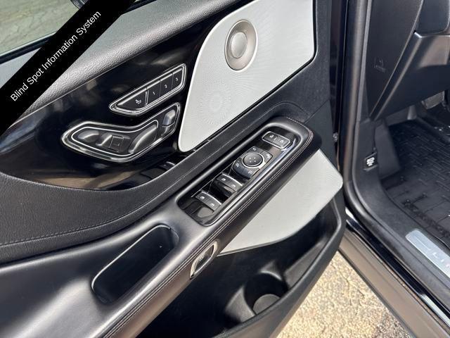 used 2023 Lincoln Aviator car, priced at $52,068