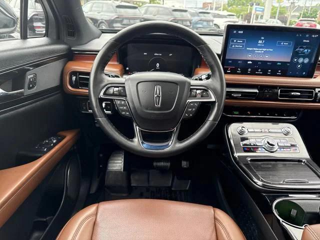 used 2022 Lincoln Nautilus car, priced at $32,450