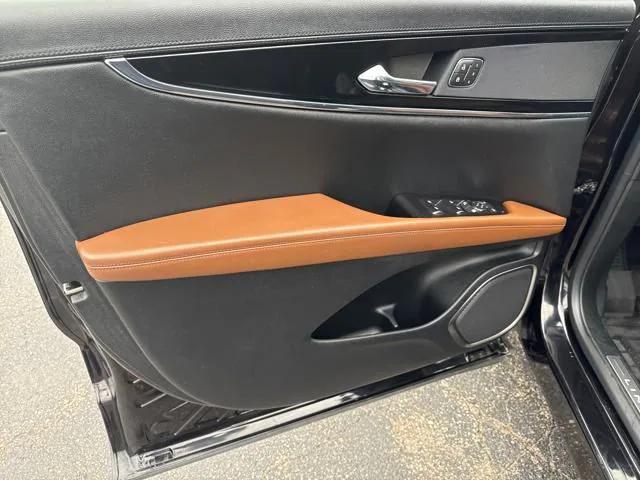 used 2022 Lincoln Nautilus car, priced at $32,450