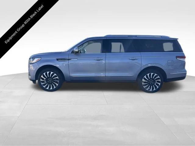 used 2022 Lincoln Navigator car, priced at $68,999