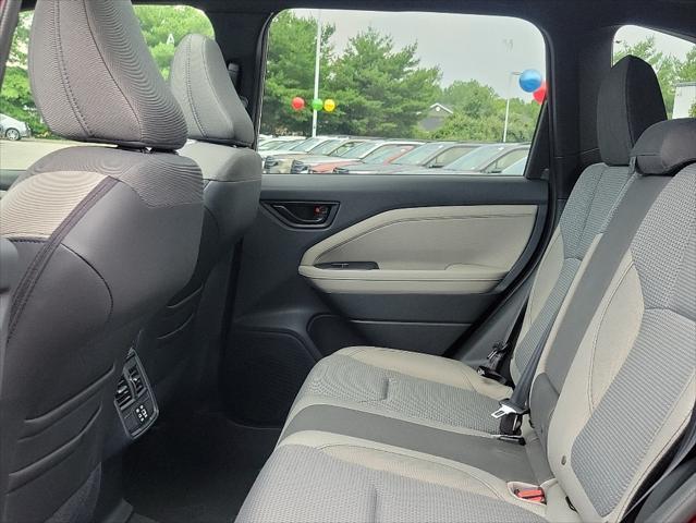 new 2025 Subaru Forester car, priced at $33,086