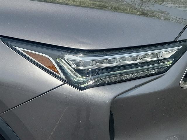 used 2022 Acura MDX car, priced at $34,639