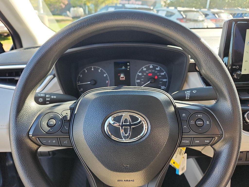 used 2025 Toyota Corolla Cross car, priced at $25,957