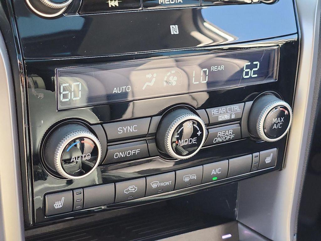 used 2022 Subaru Ascent car, priced at $32,999