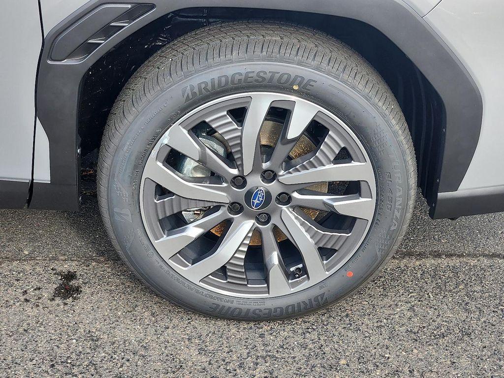 new 2025 Subaru Forester Hybrid car, priced at $43,669