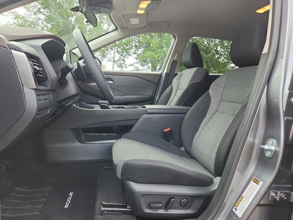 used 2021 Nissan Rogue car, priced at $22,998
