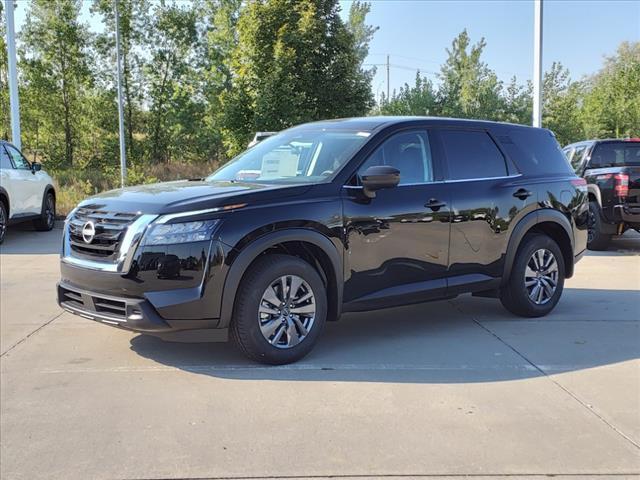 new 2024 Nissan Pathfinder car, priced at $38,980