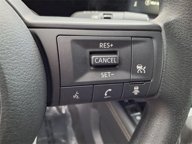 new 2025 Nissan Kicks car, priced at $27,999