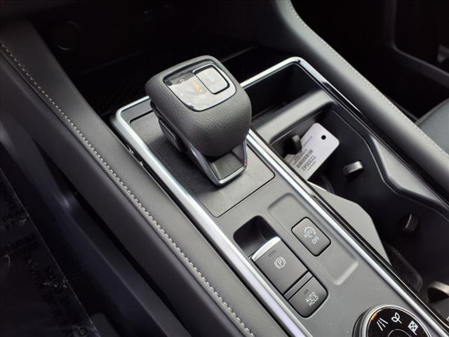 new 2025 Nissan Pathfinder car, priced at $41,320