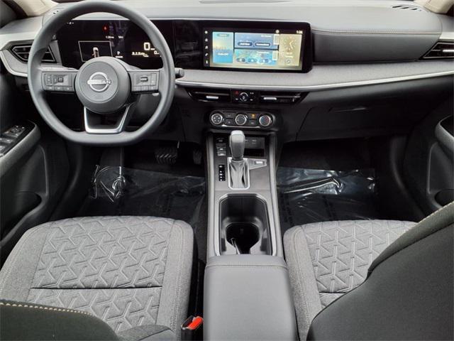 new 2025 Nissan Kicks car, priced at $27,180