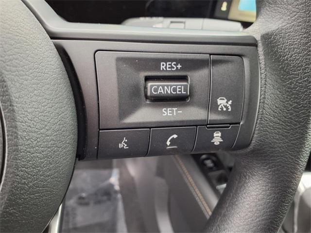 new 2025 Nissan Kicks car, priced at $27,180