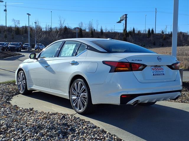 new 2025 Nissan Altima car, priced at $36,105